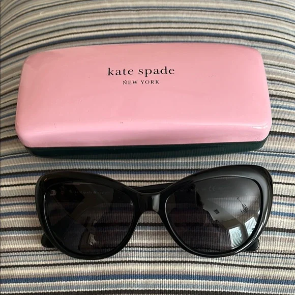 kate spade | Accessories | Kate Spade Emmalynn Black  display picture 1